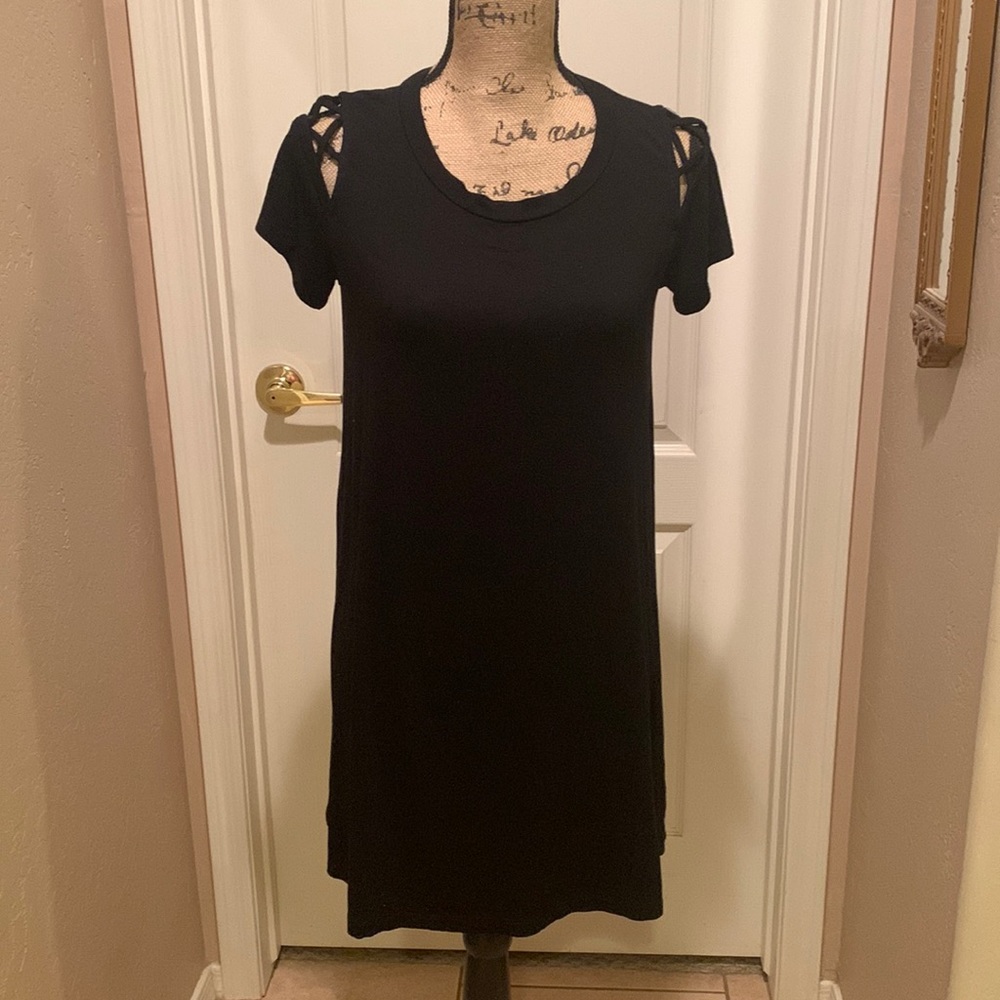 Lulus Take Effect Black Swing Dress